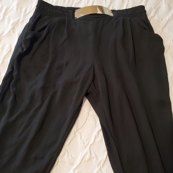 Women pants - Picture 1 of 1